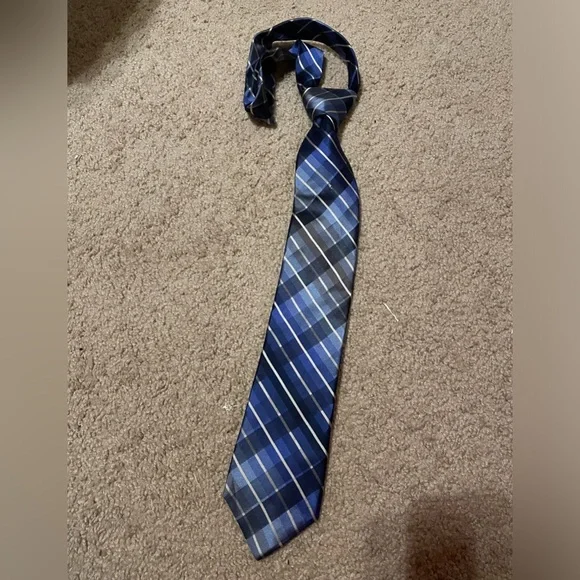 Men’s Tie - Picture 1 of 2